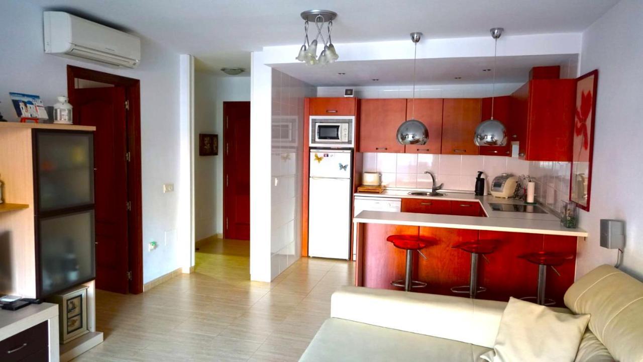 Expoholidays-santa Ana Apartment *
