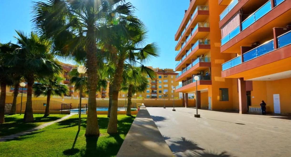 Expoholidays-santa Ana Apartment *